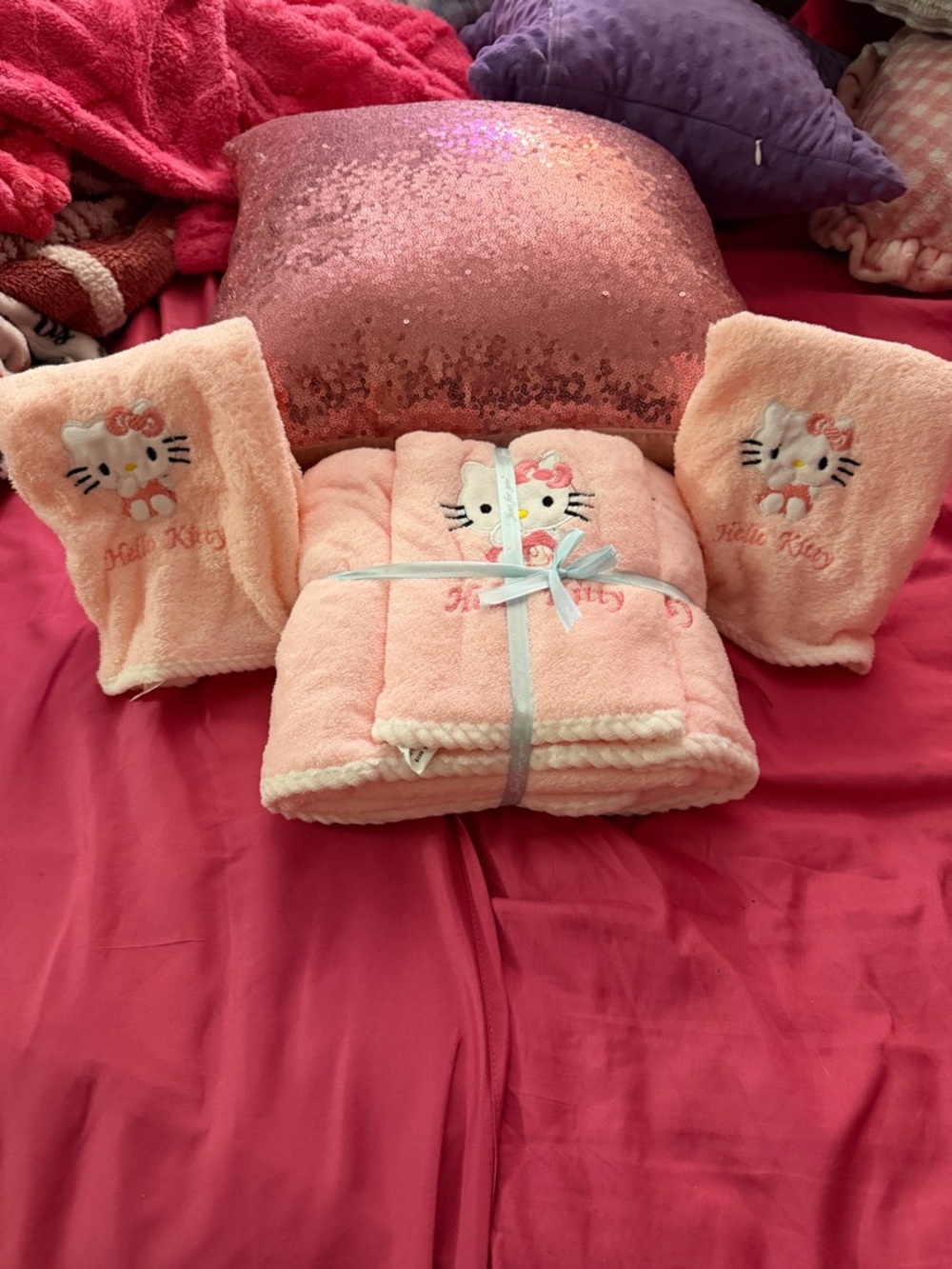 Hello Kitty Peach-Pink Plush Towel and Washcloth Set